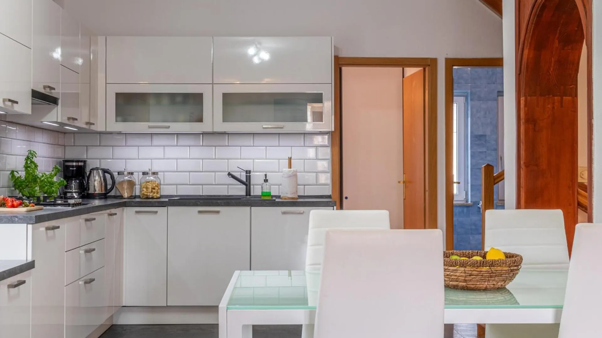 Holiday home 3 Bedroom Cozy Home In Zminj