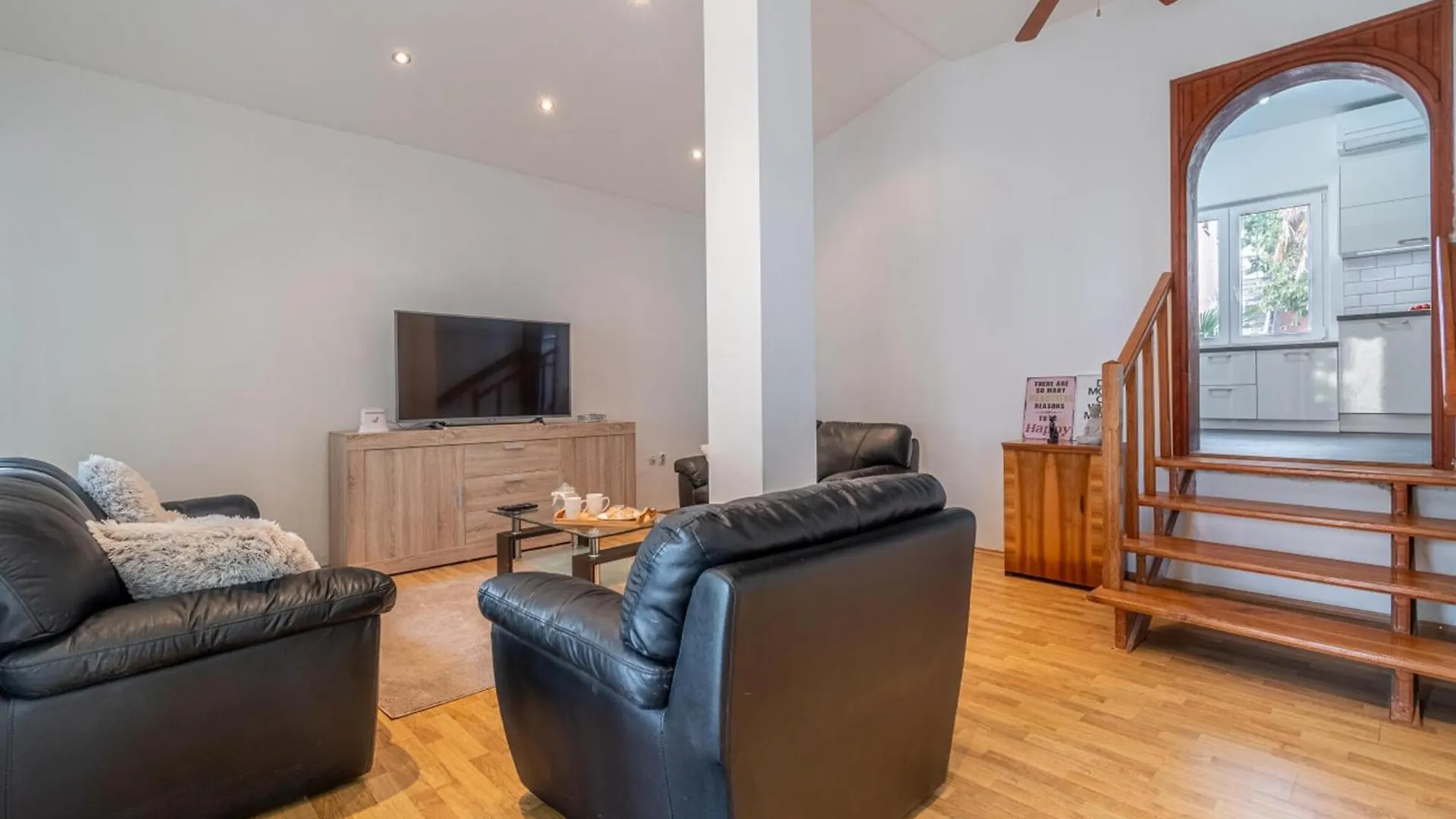 3 Bedroom Cozy Home In Zminj Croatia