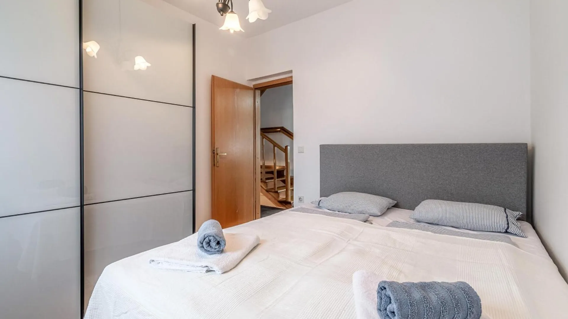Holiday home 3 Bedroom Cozy Home In Zminj