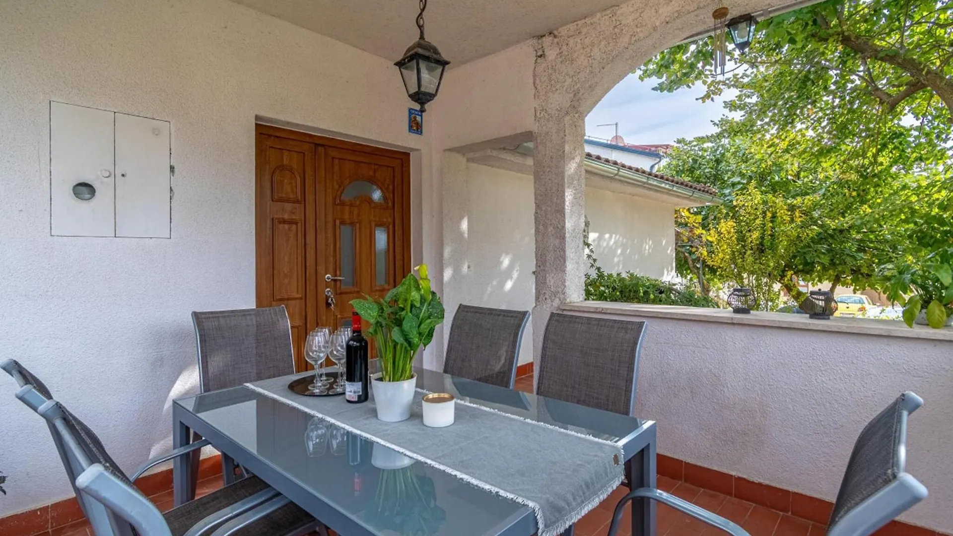 3 Bedroom Cozy Home In Žminj Ferienhaus