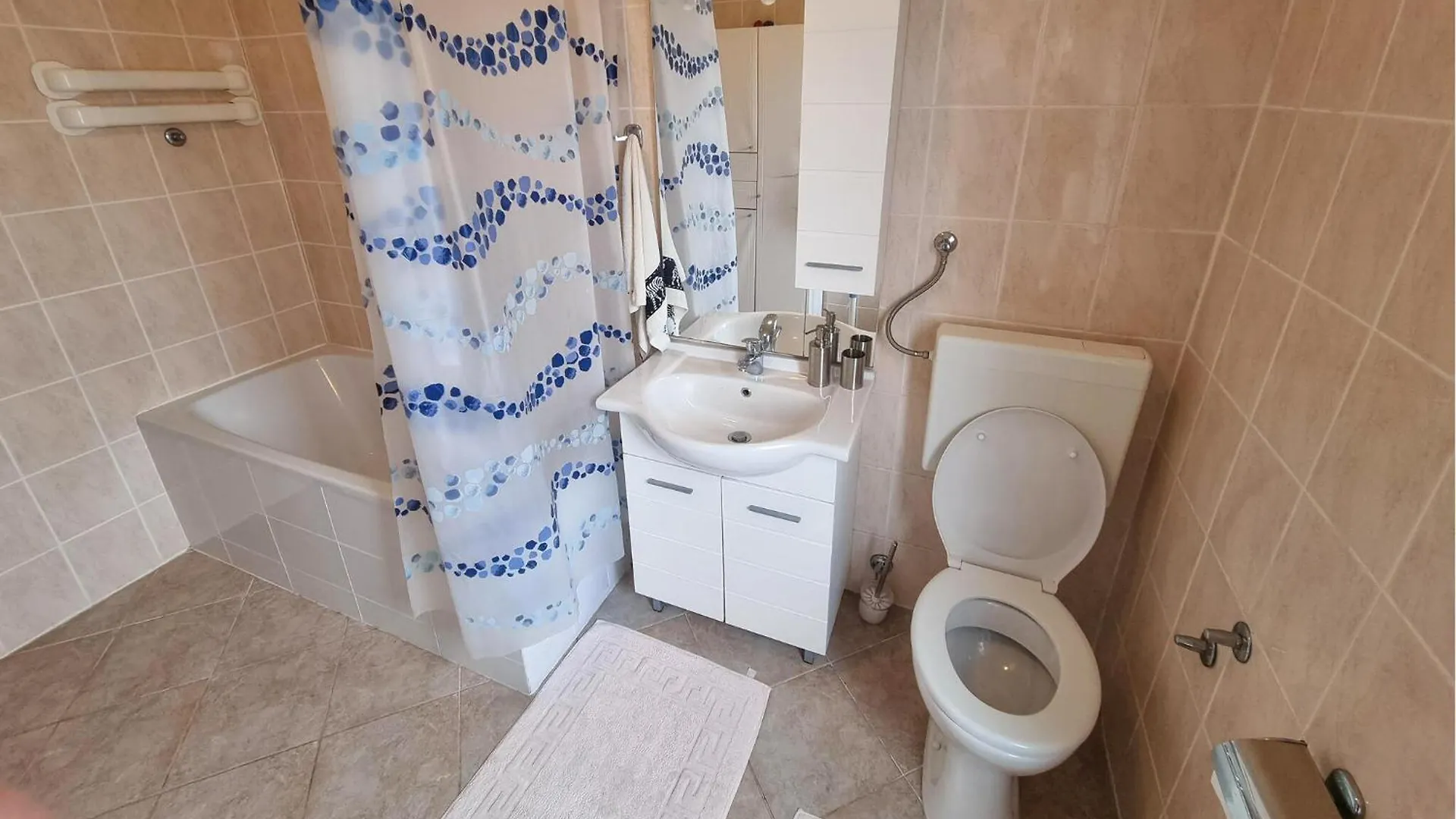 Ferienhaus 3 Bedroom Cozy Home In Žminj