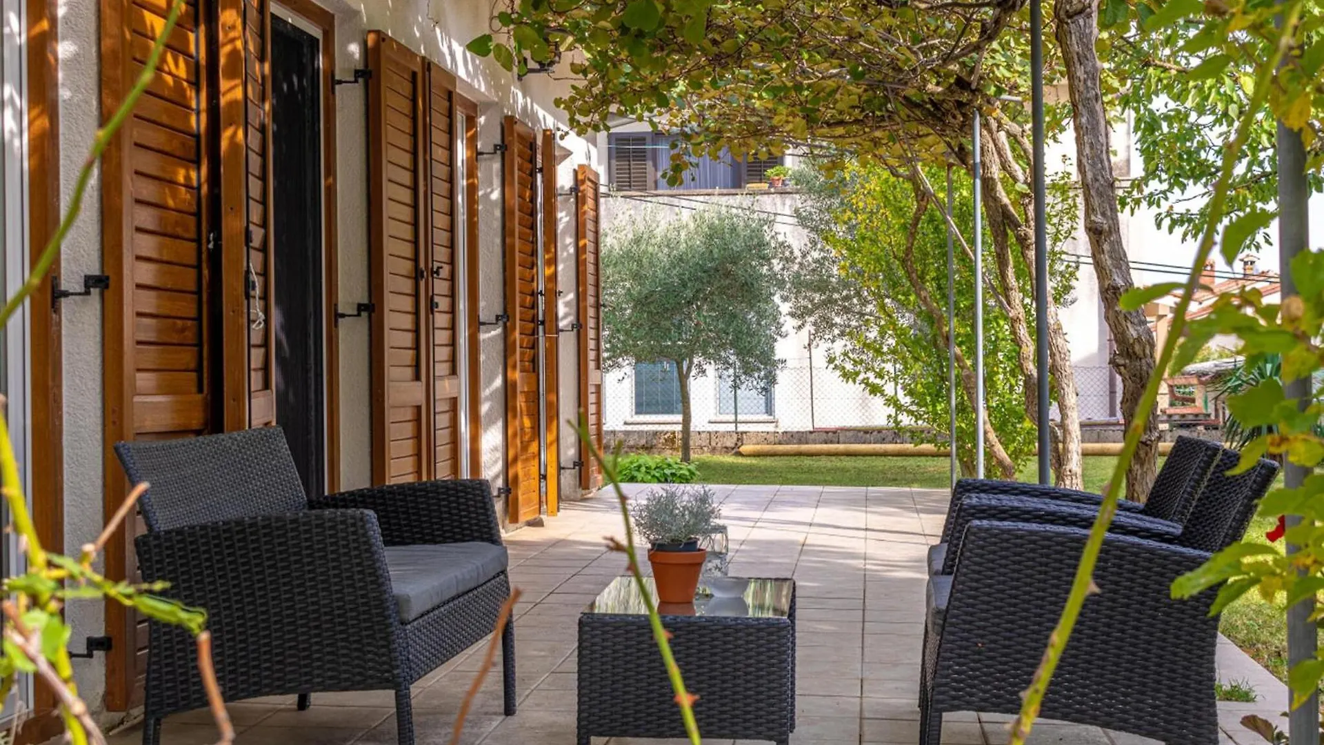 3 Bedroom Cozy Home In Žminj בית נופש